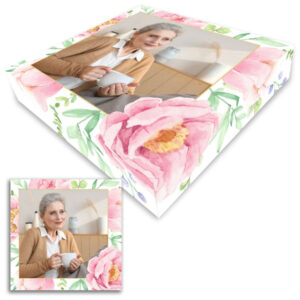 Beautiful-Flower-Border-Gift-Cake